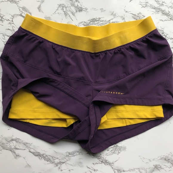 Nike Livestrong Athletic Dri Fit Shorts Women's M - Picture 4 of 6